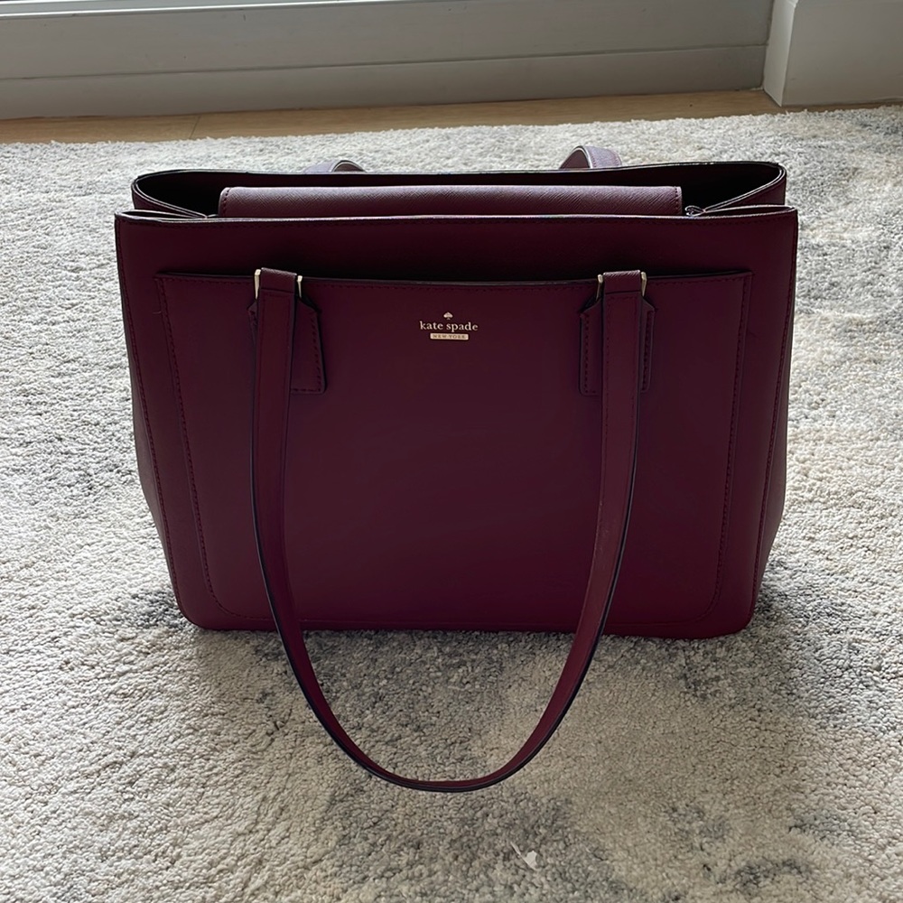 ♠️Kate Spade maroon Cameron Streey Zooey Leather Purse - excellent condition